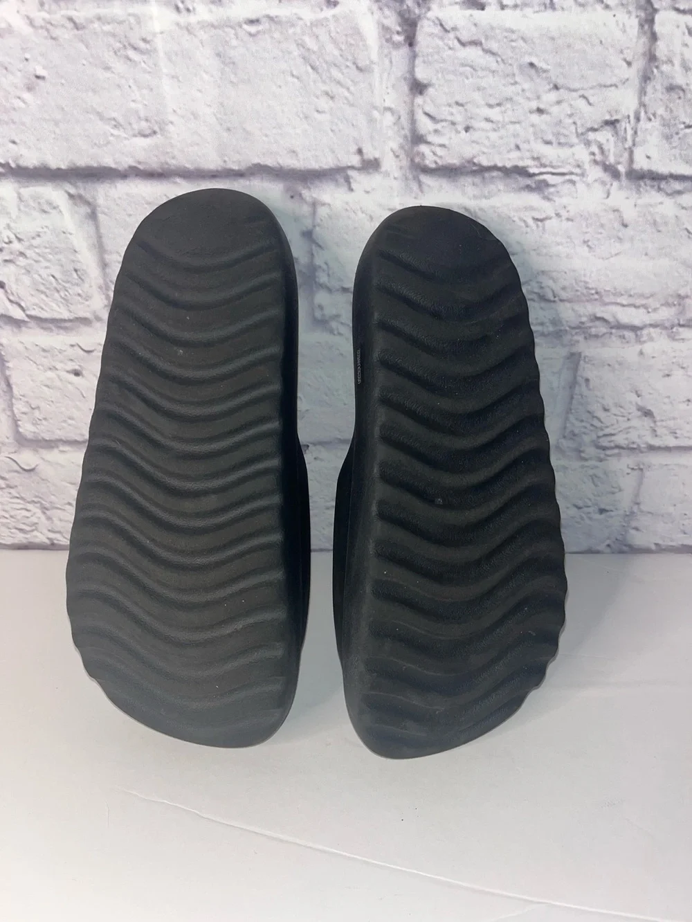 Adidas Adilette Lumia Slides Youth Girls  Size 5 Black Slip On Sandals  Boys